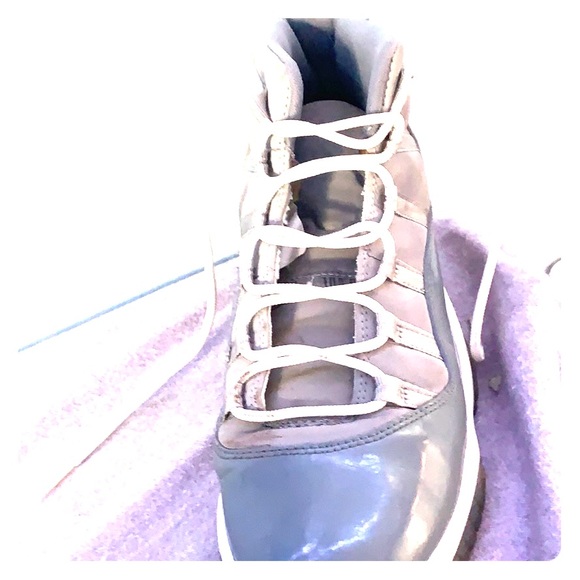 Old school Jordan’s - Picture 1 of 3